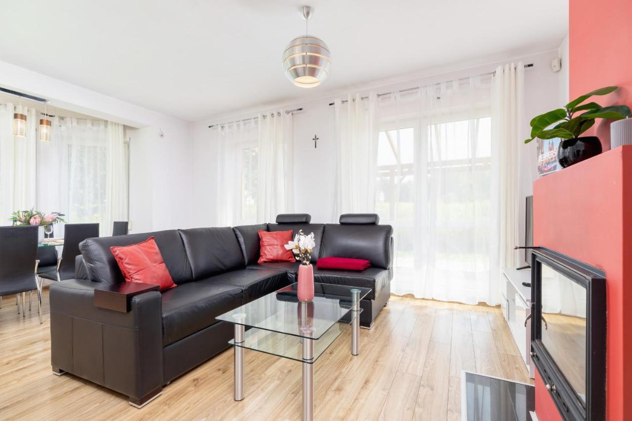 Ferienhaus Three-bedroom House Czarnochowice By Renters Krakau